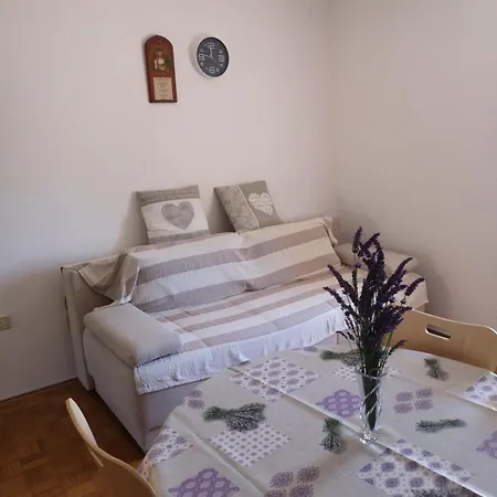 Apartma Ester Apartment Lucija Exterior photo