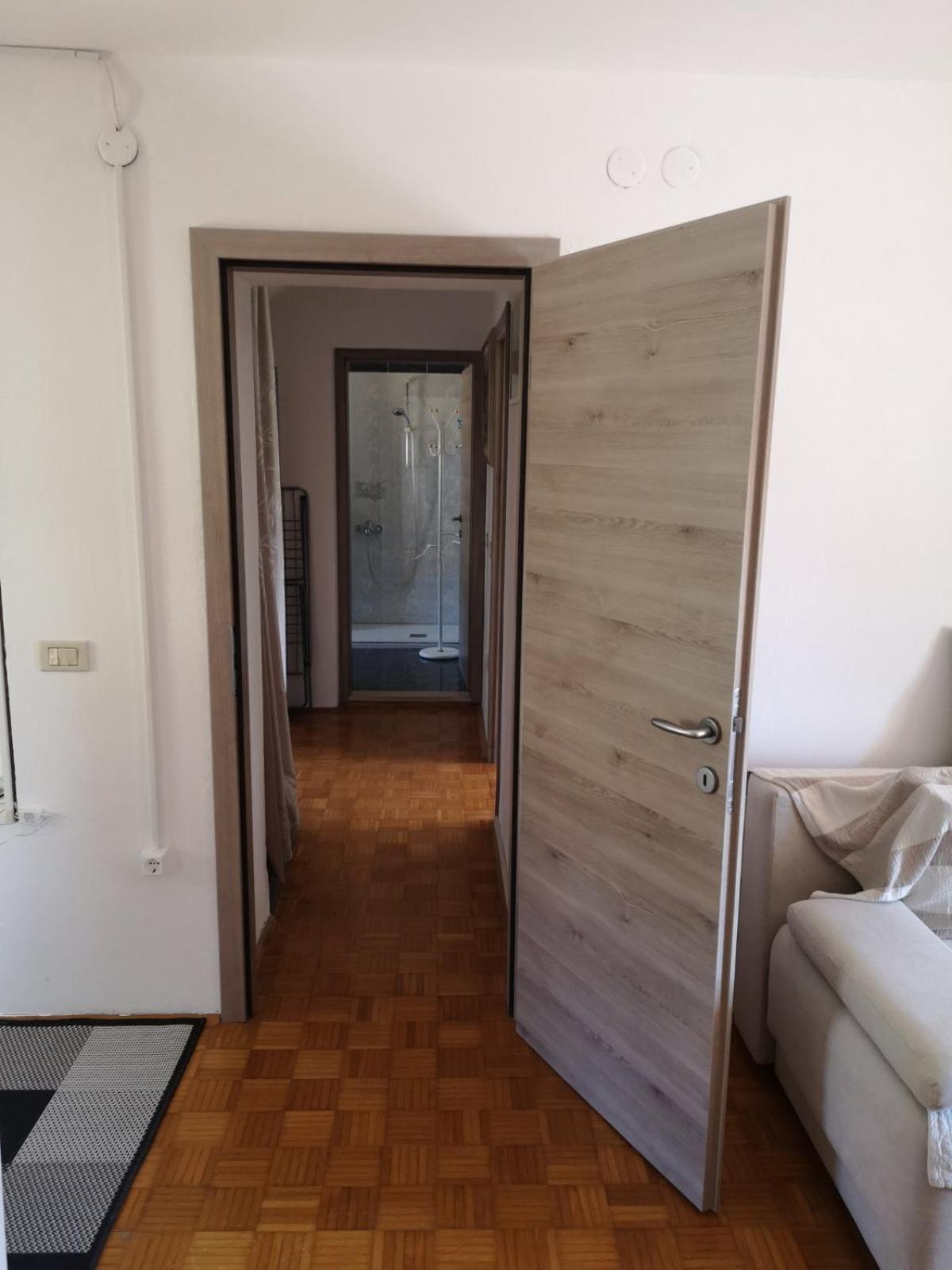 Apartma Ester